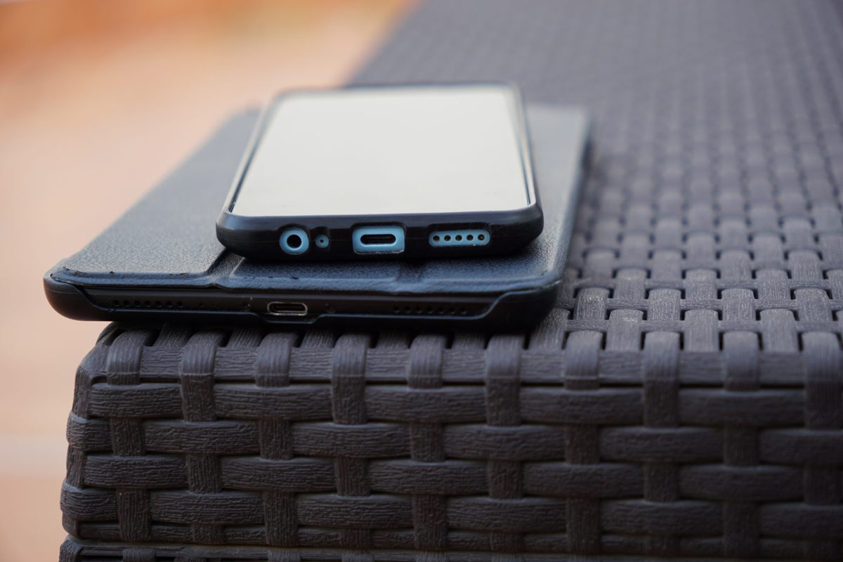 iPhone không nhận sạc: Nguyên nhân & cách khắc phục nhanh
